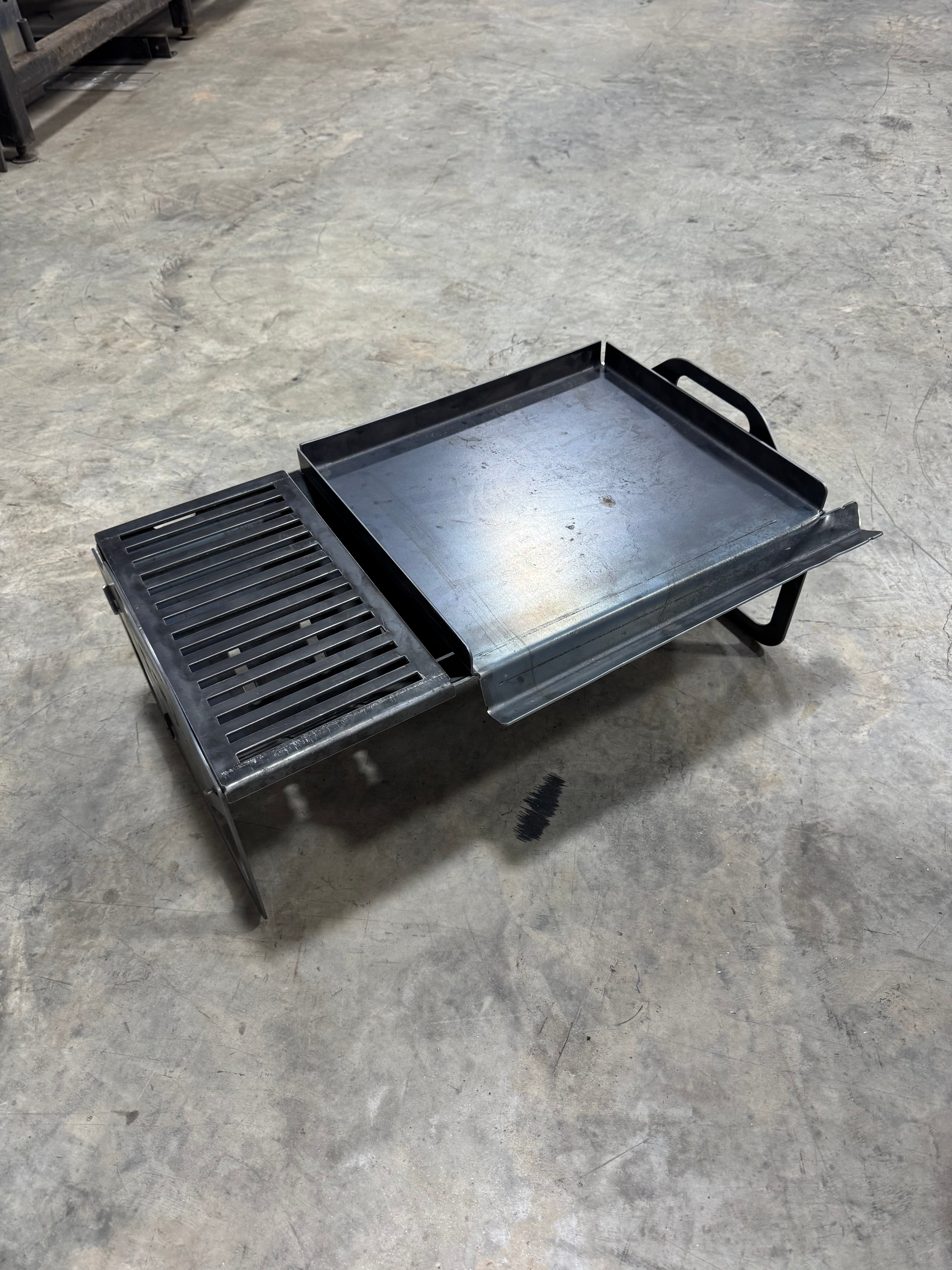 Charcoal Grill / Griddle Combo